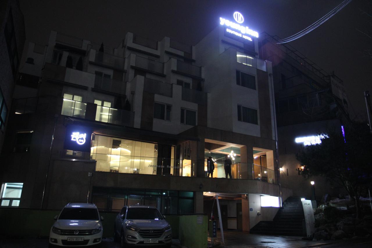 The Hotel Young Inn Seul Exterior foto